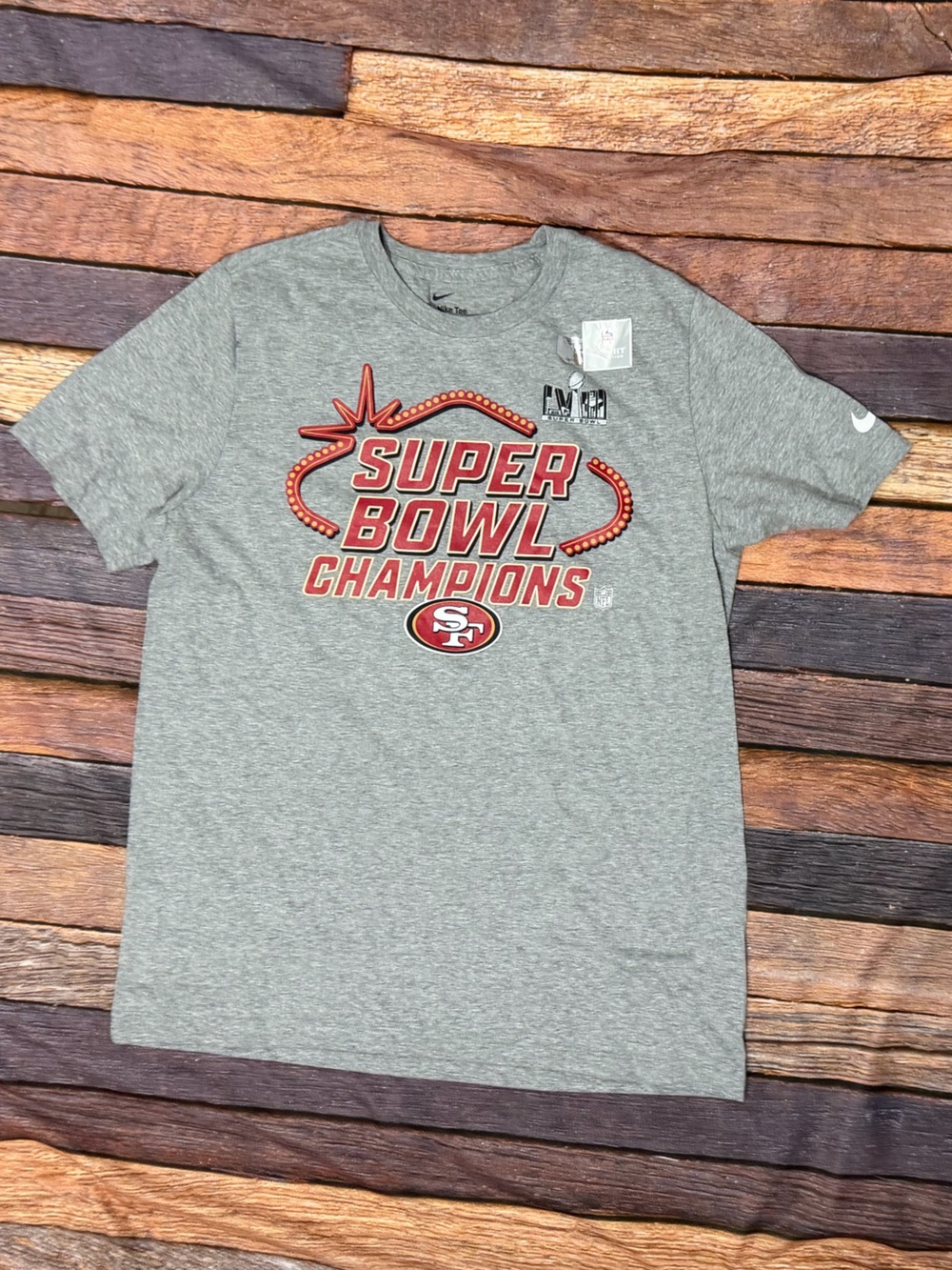 Nike Men’s Gray San Francisco 49ers Super Bowl Champions T-Shirt